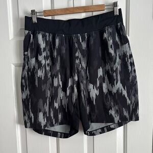 Men's Black and Gray Patterned Shorts